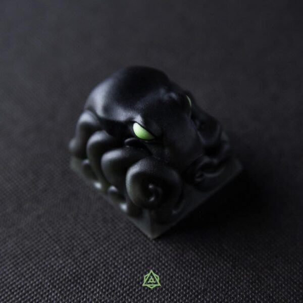 Kolkrabba - Salem | Resin Casted Keycap