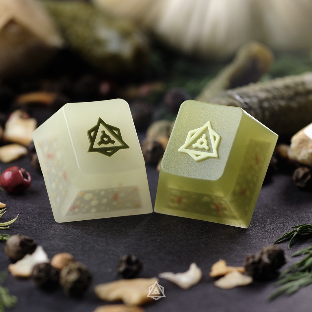 GMK Pickle - Logo Keycap - Caper - Image 2