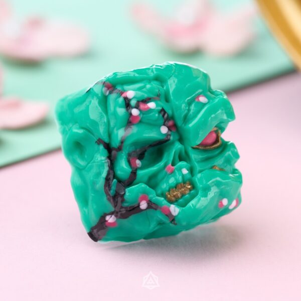 99  Bloom - Golden Ghoul